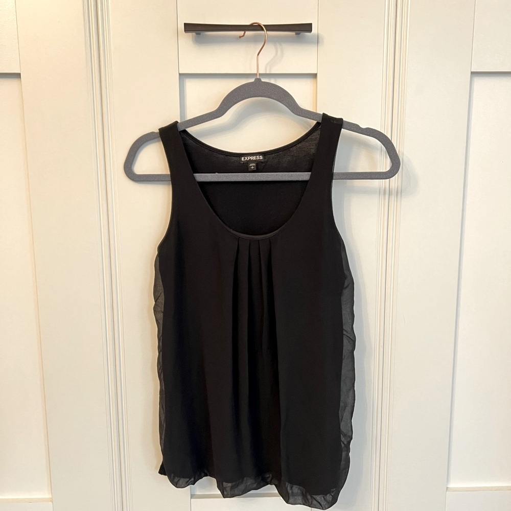 Black Express tank with pleated front
